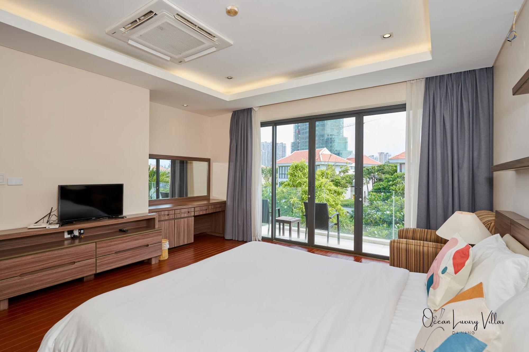 Ocean Luxury Villas Danang Exterior photo