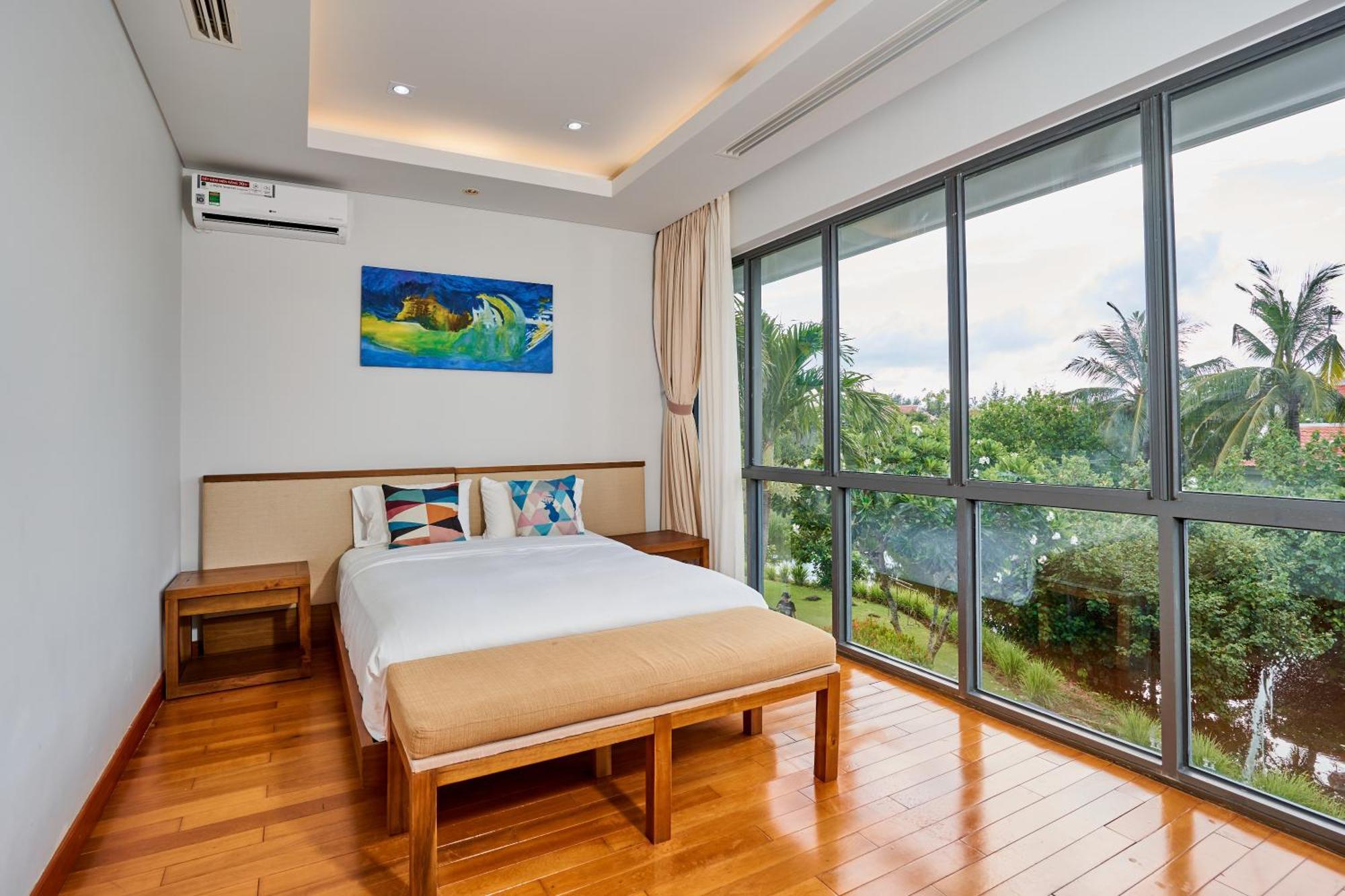 Ocean Luxury Villas Danang Exterior photo