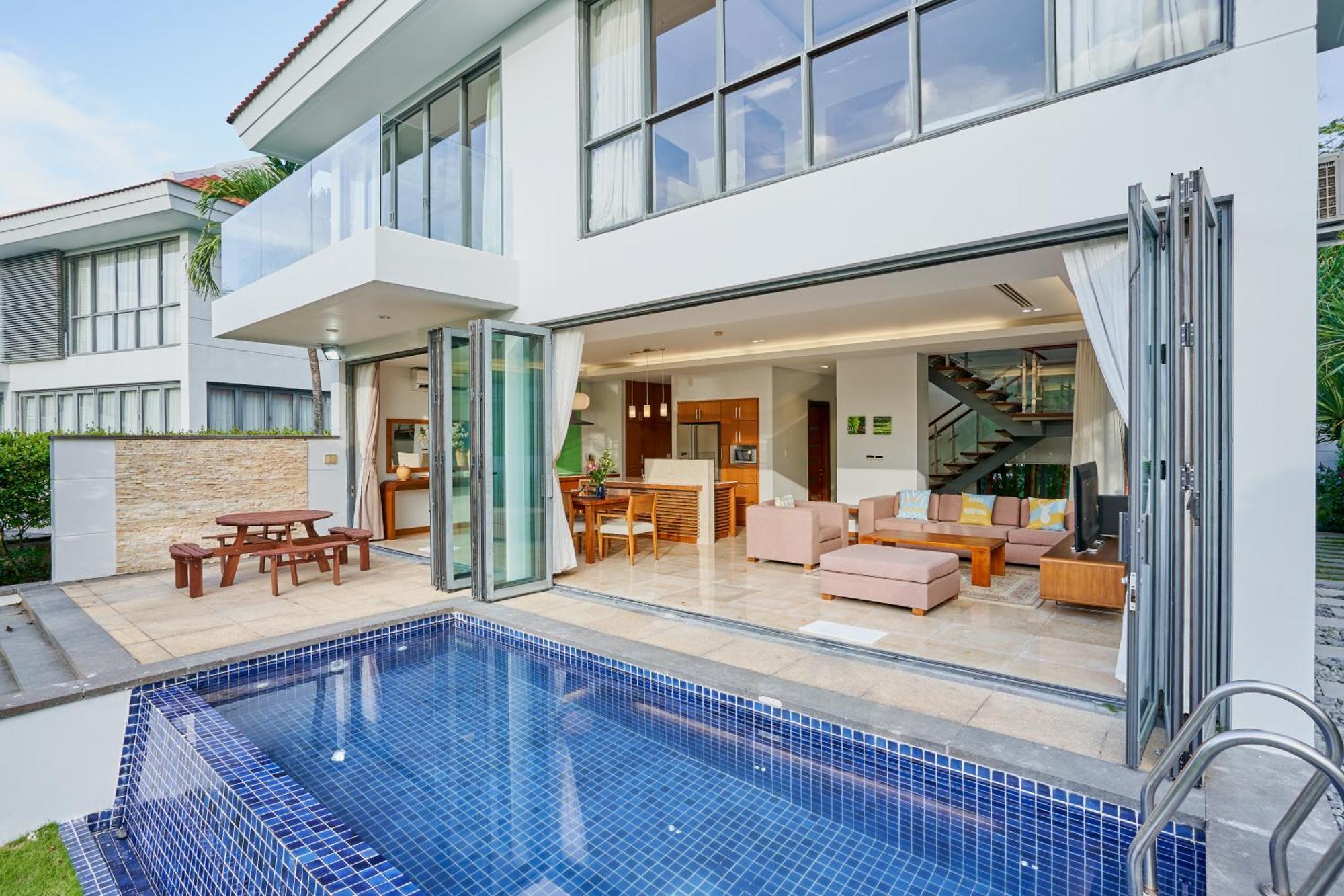 Ocean Luxury Villas Danang Exterior photo