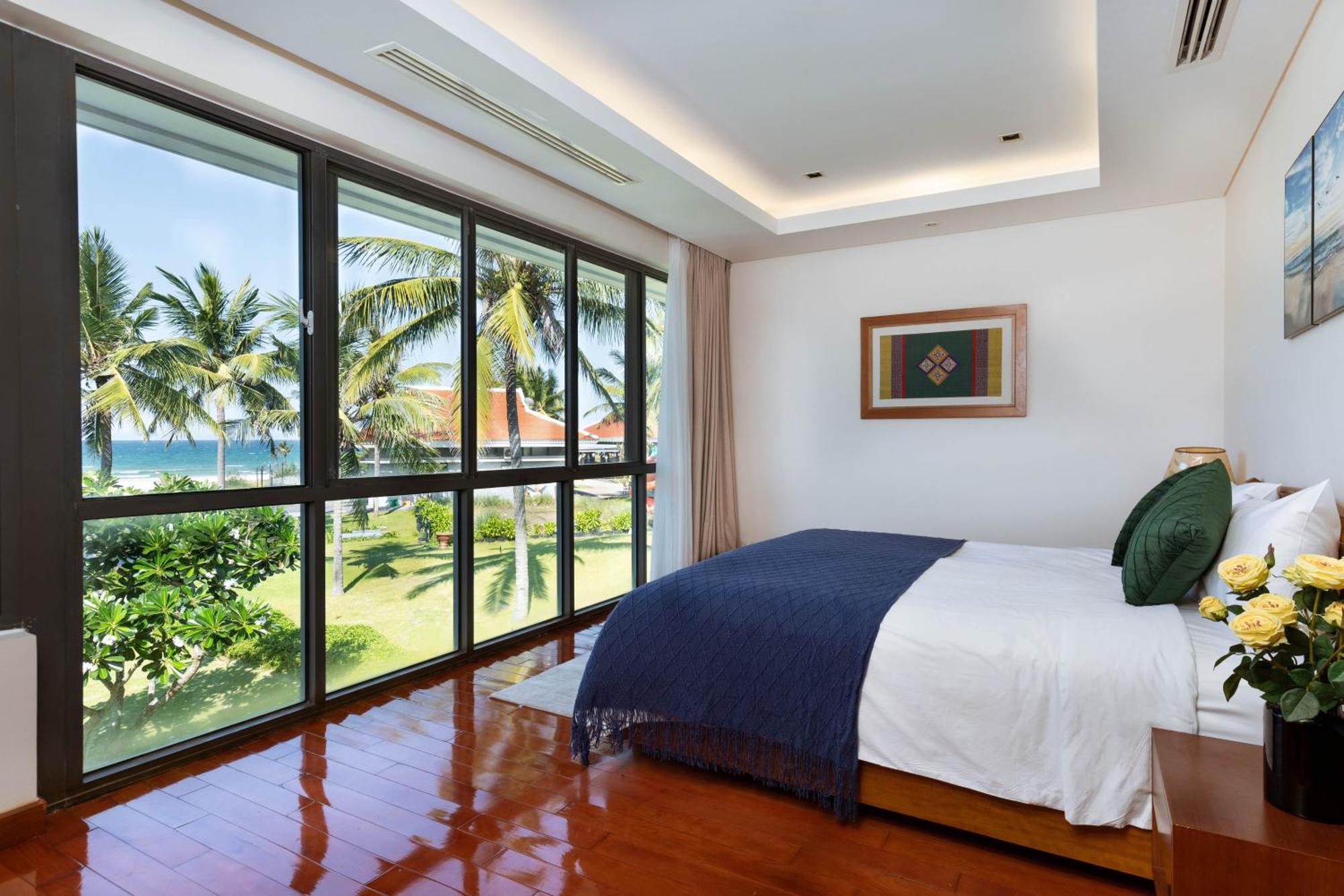 Ocean Luxury Villas Danang Exterior photo