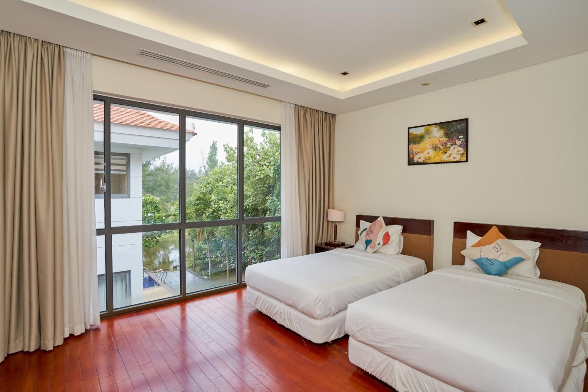 Ocean Luxury Villas Danang Exterior photo